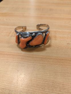 Spiny oyster cuff bracelet