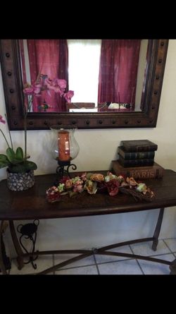 Artificial floral arrangement