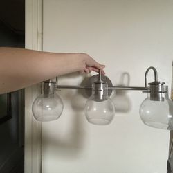 Pendant Light Fixture - Great Condition For Bathroom Or Vanity 