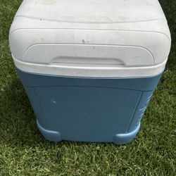 Igloo Ice Cube 60 Qt Cooler