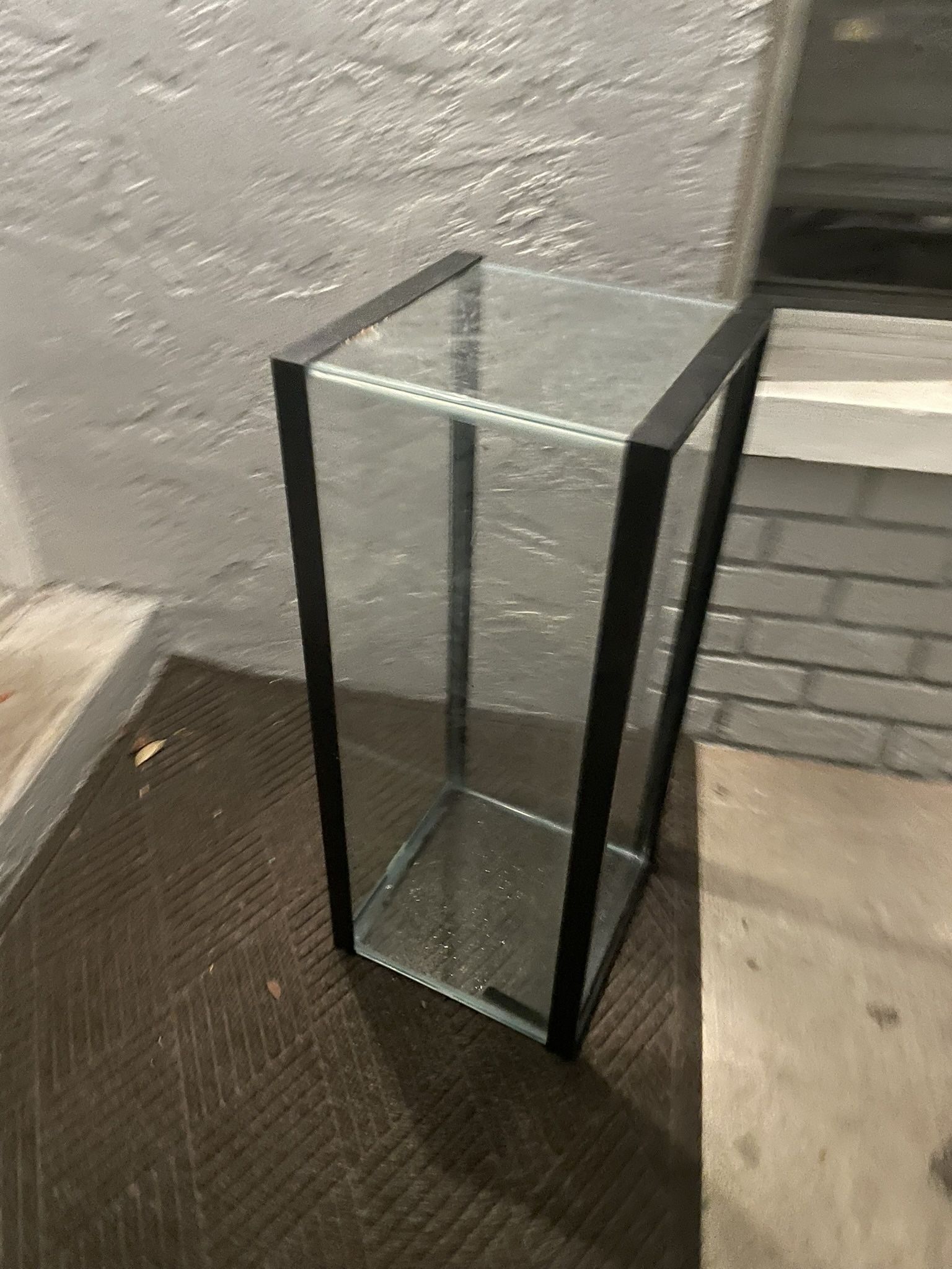 55 gallon tank stand and filter and a 20 gallon fish tank