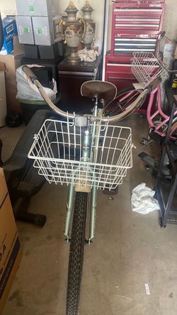 1 bicycle Huffy Cranbrook