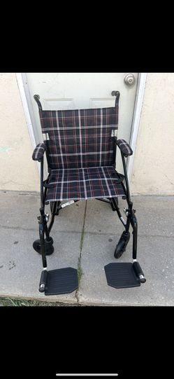 DRIVE TRANSPORT CHAIR LIGHTWEIGHT 
