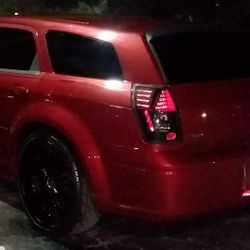 2005-2007 Dodge Magnum Aftermarket Taillights 