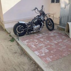 Suzuki 800 For Parts Or Fixing  No Papers But Can Do A Bill Of Sell