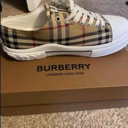 Burberry Shoes