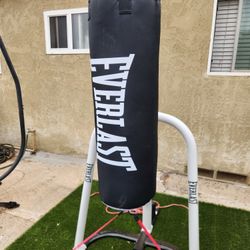 brand new! boxing bag stand 