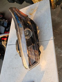Kia forte left Headlight oem