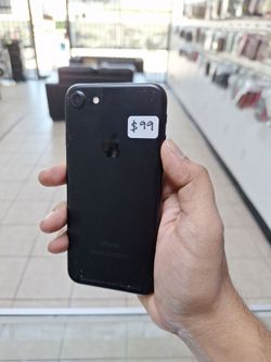 Apple iPhone Black Remanufactured