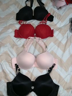 VICTORIA SECRET BRAS