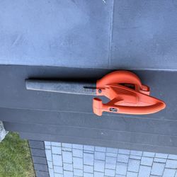 Leaf Blower