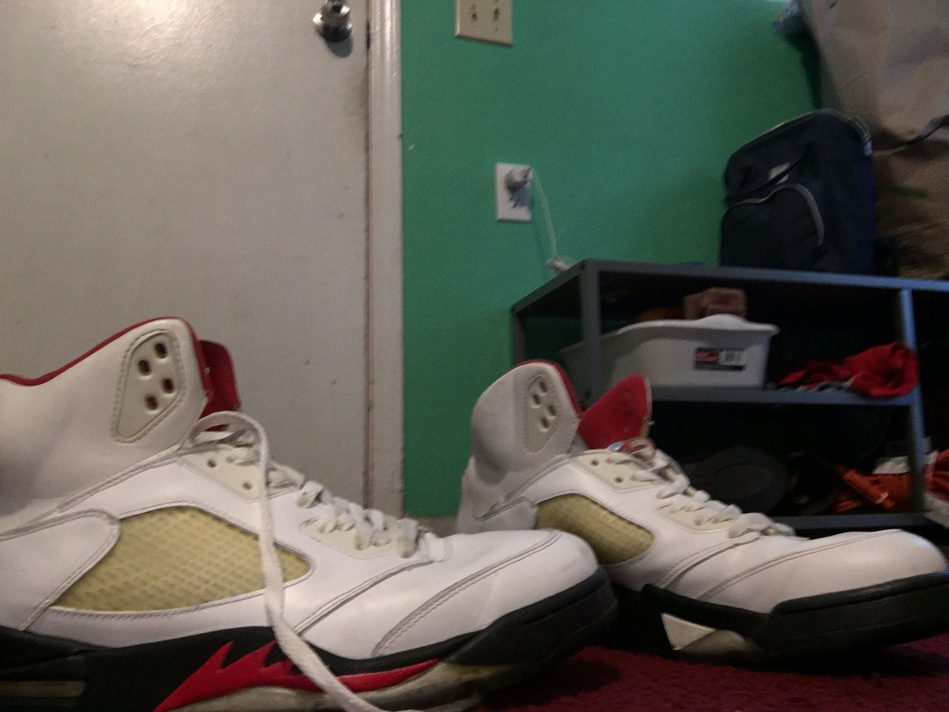 Jordan 5s Fire Reds And Cements