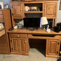 Solid Oak Executive Desk with Hutch - 60" Wide
