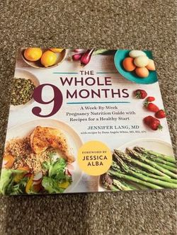 The whole 9 months nutrition guide book