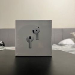 AirPods Gen 4