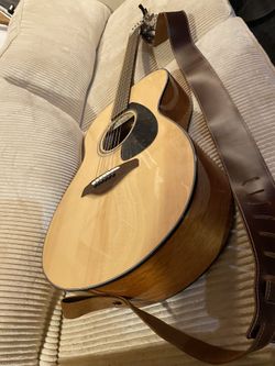 Acoustic Guitar