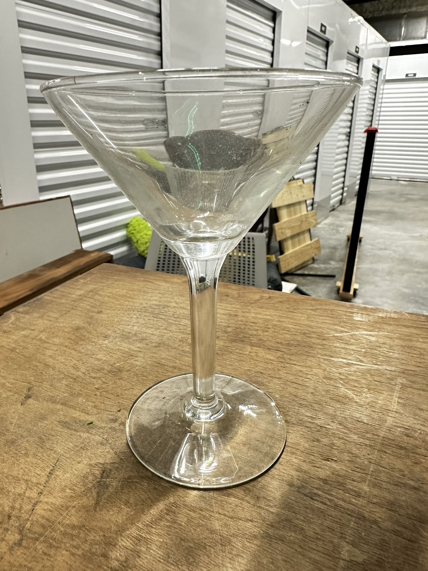 (12) Martini Glasses Thick Stemmed Restaurant Quality for Sale in Miami