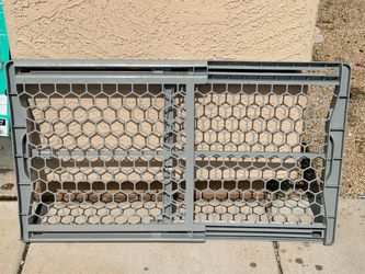 Regalo Expandable Plastic Baby Pet Safety Gate, Fits 28-42", Gray