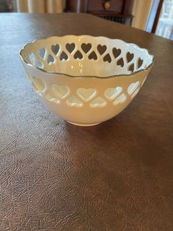 Vintage LENOX Heart Collection…Silver Rim… USA