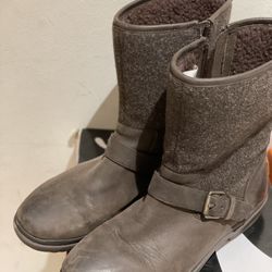 UGG Women's Robbie Winter Boots Stout Brown Size 8.5 Waterproof Leather 1017377