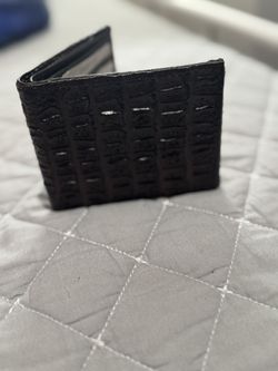 Caiman Neck Wallet
