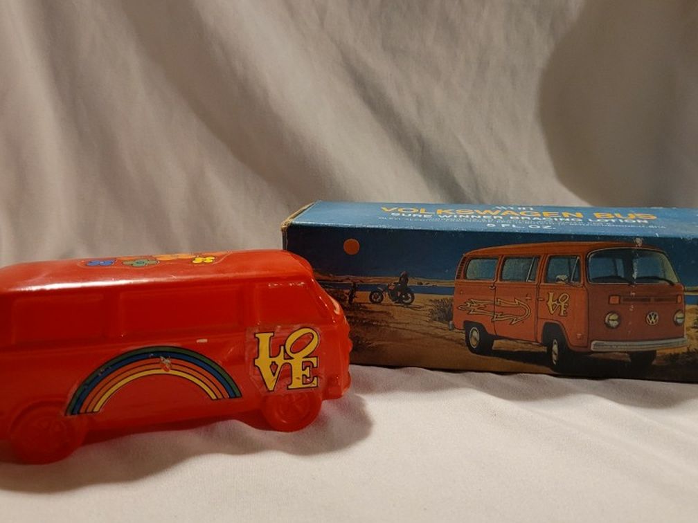 Vintage Avon Volkswagon Bus 5 Fluid Ounces