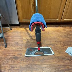 Rubbermaid Reveal Spray Mop