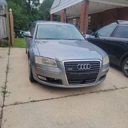 2010  Audi A8 