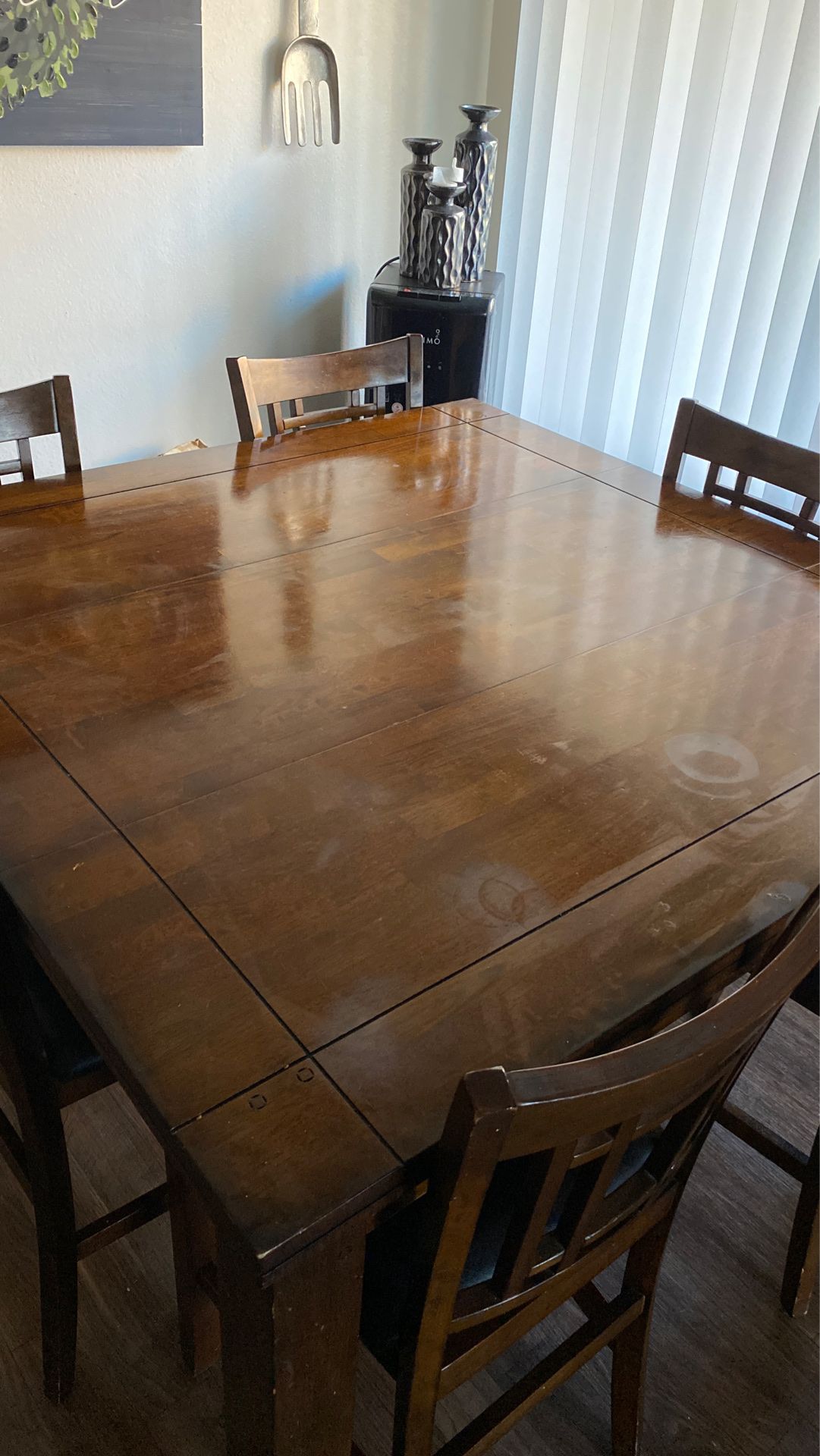 Kitchen table