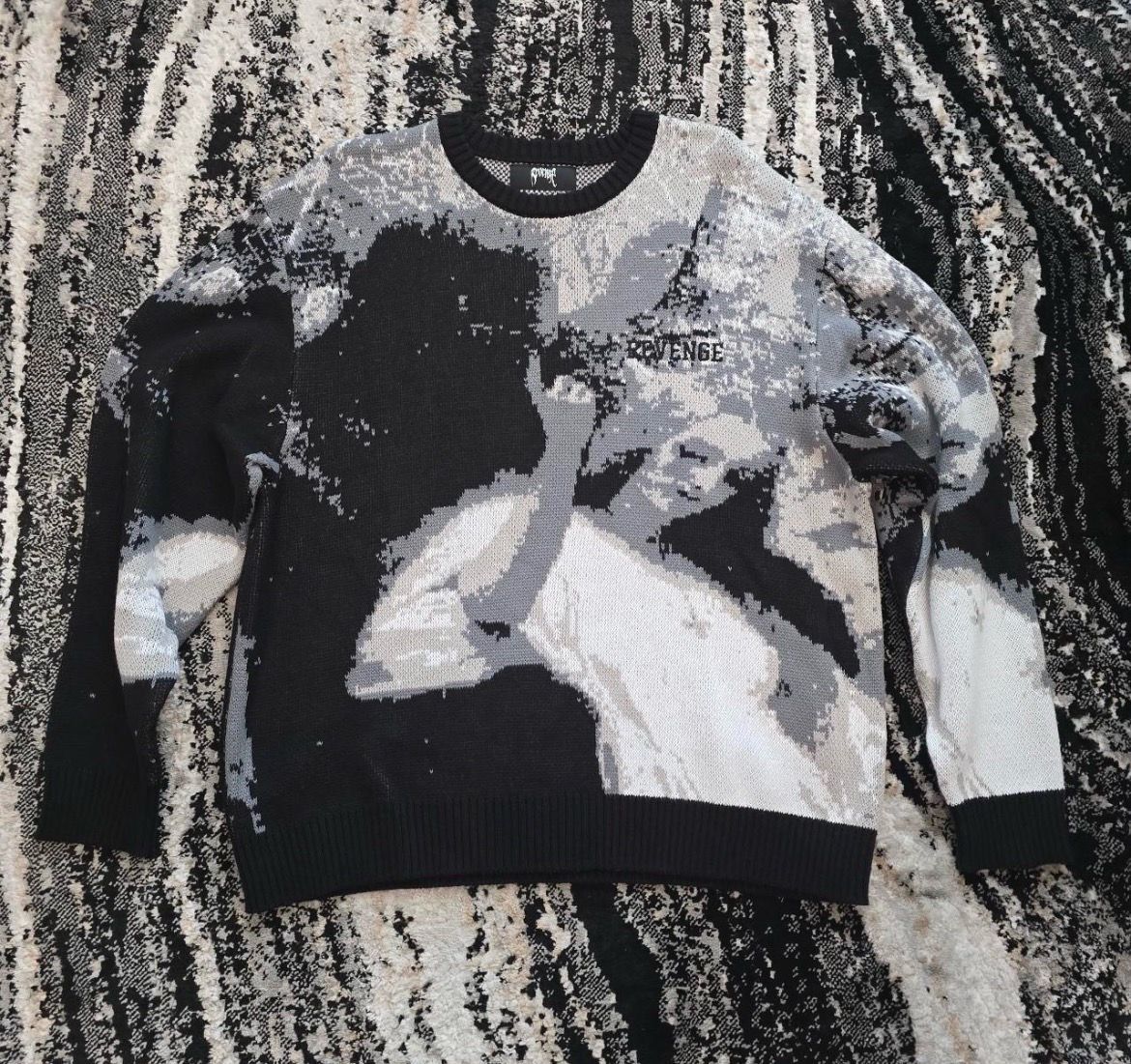 Revenge Sweatshirt XL