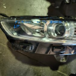 2016 2017 2018 2019 Ford  Fusion Left Headlight Part 