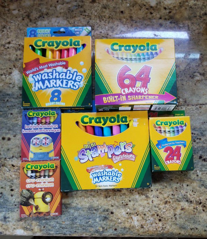Crayola Magic Light Brush Drawing Pad for Sale in Chula Vista, CA - OfferUp