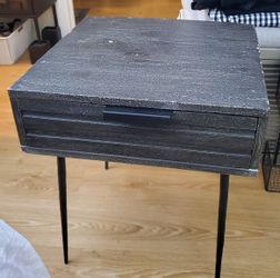 Bed Side Tables 2 Or Just Side Tables.. Great Condition
