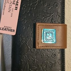 Stone Mountain Bonded Leather Wallet Zip Around Black Tan Nancy Wallet SLG New With Tags