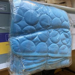 Pet Cooling Mat Non-Toxic Cool Pad Cooling Pet Bed for Summer Dog Cat Puppy