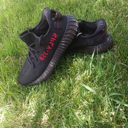 Yeezy Boost 350 V2 Black Red