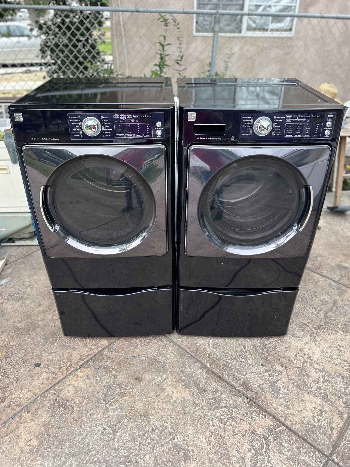 Kenmore Washer And Gas Dryer Set Front Loaders With Pedestals In Great Working Condition