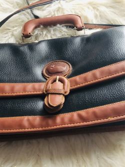 Dooney & Bourke crossbody hand bag