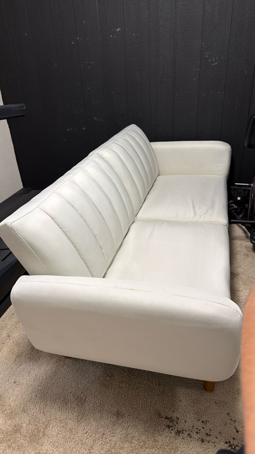 White Sofa Bed / Sofá Cama Blanco