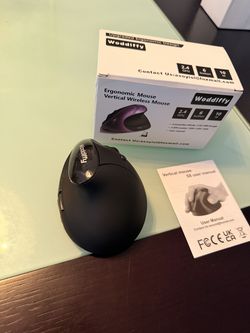 Ergonomic Wireless Vertical Mouse
