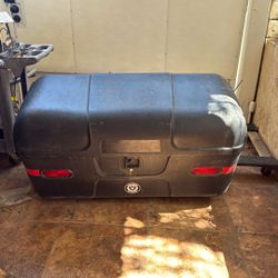 LUGGAGE CARRIER 