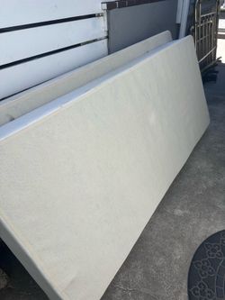 Cal king box spring