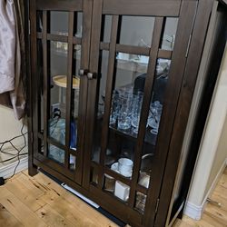 Kitchen display cabinet