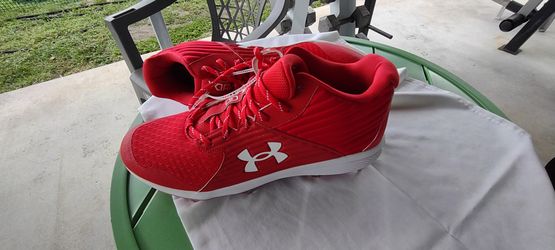 Under Armour Cleat Shoes Size 15