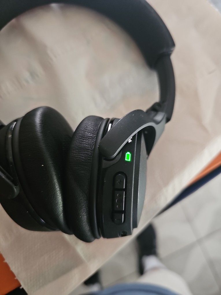 Bose Noise Canceling Bluetooth Headset