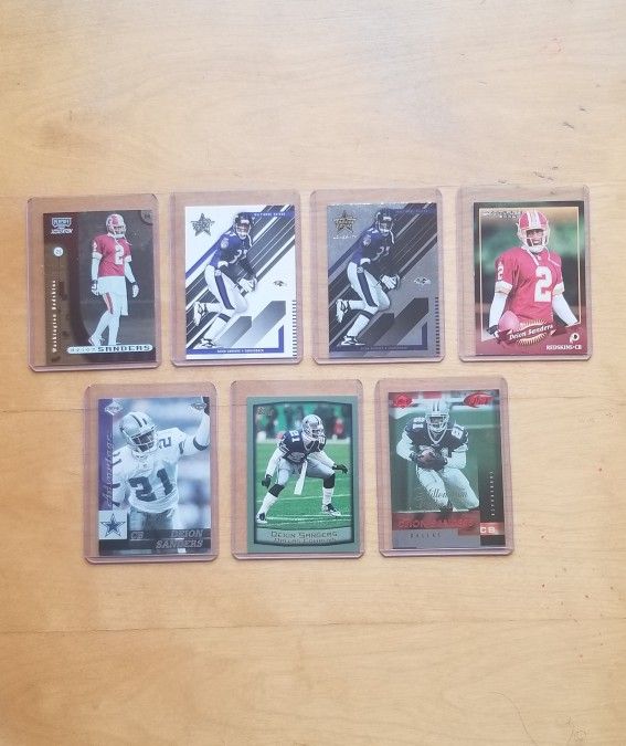 Barry Sanders & Deion Sanders Rookie Lot. (23) Card's