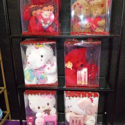 So Many Giant Bears And Valentine's Gifts $5-$60