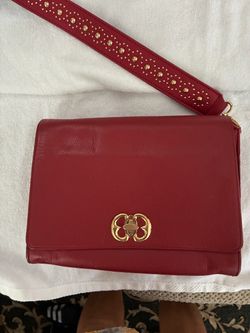 Beautiful red leather handbag Beautiful red leather handbag