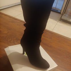 Black Boots