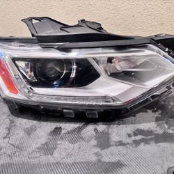 2018 To 2021 CHEVY TRAVERSE HEADLIGHT RH